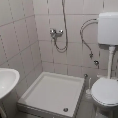 Vuk Wolf Pensjonat *